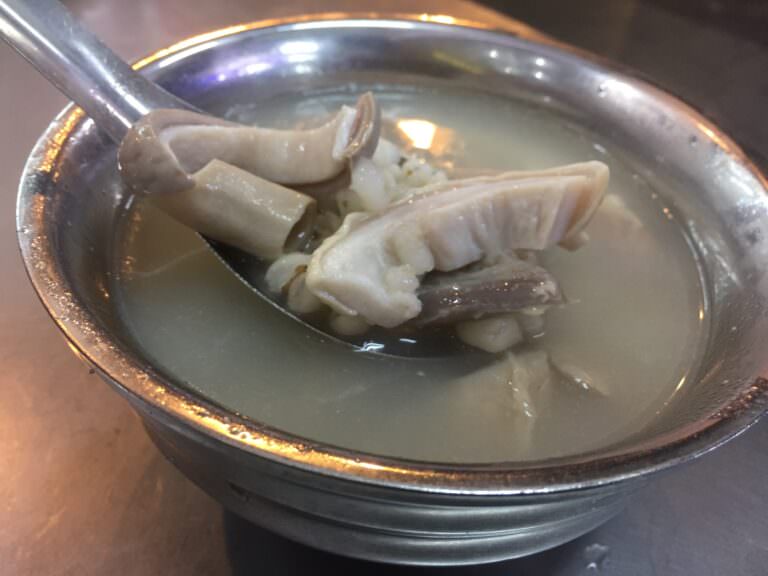 台北延三夜市。吃貨療癒美食三選 || 刈包、三角蒸餃、燒麻糬 - 第4張圖