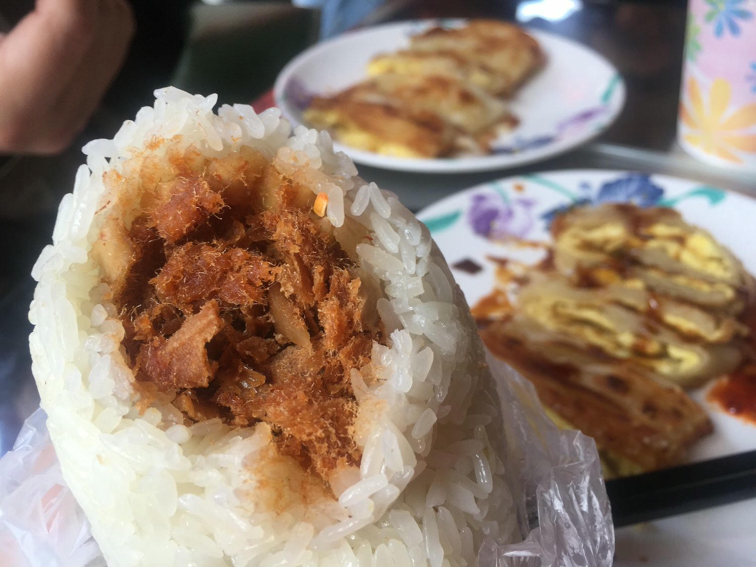 新北新店區。旭達豆漿店 || 現桿現煎酥皮蛋餅,熱門人氣排隊早餐店 - 第9張圖