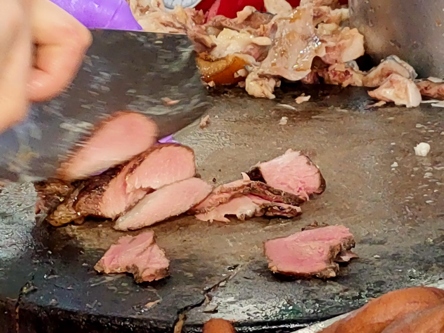 新北石碇。頭骨肉老店 || 民國25年開賣至今人氣老麵攤 - 第8張圖
