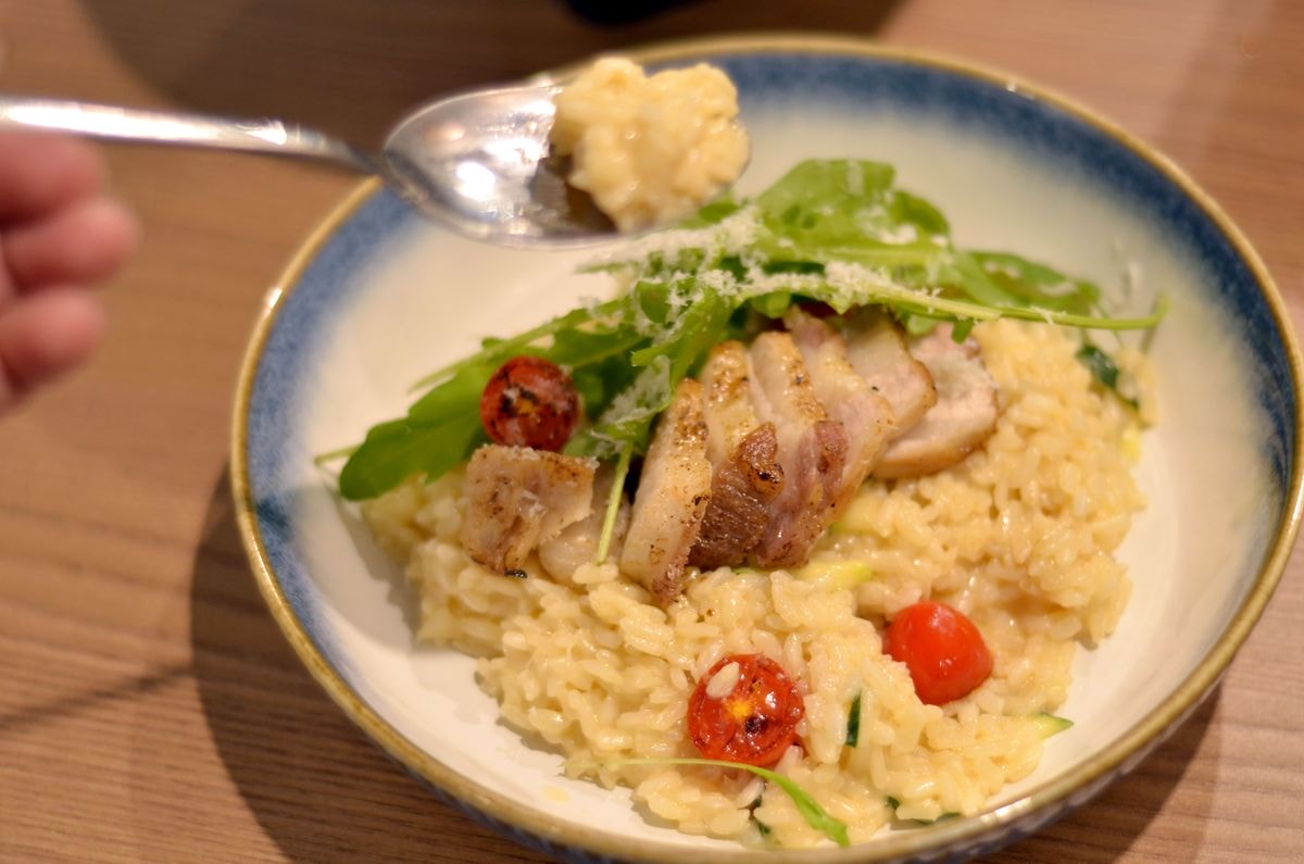 台北市松山區。MRT bistro || 菜單上隨便點都好吃。悠閒氛圍聚餐超享受,南京復興餐酒館推薦 - 第19張圖