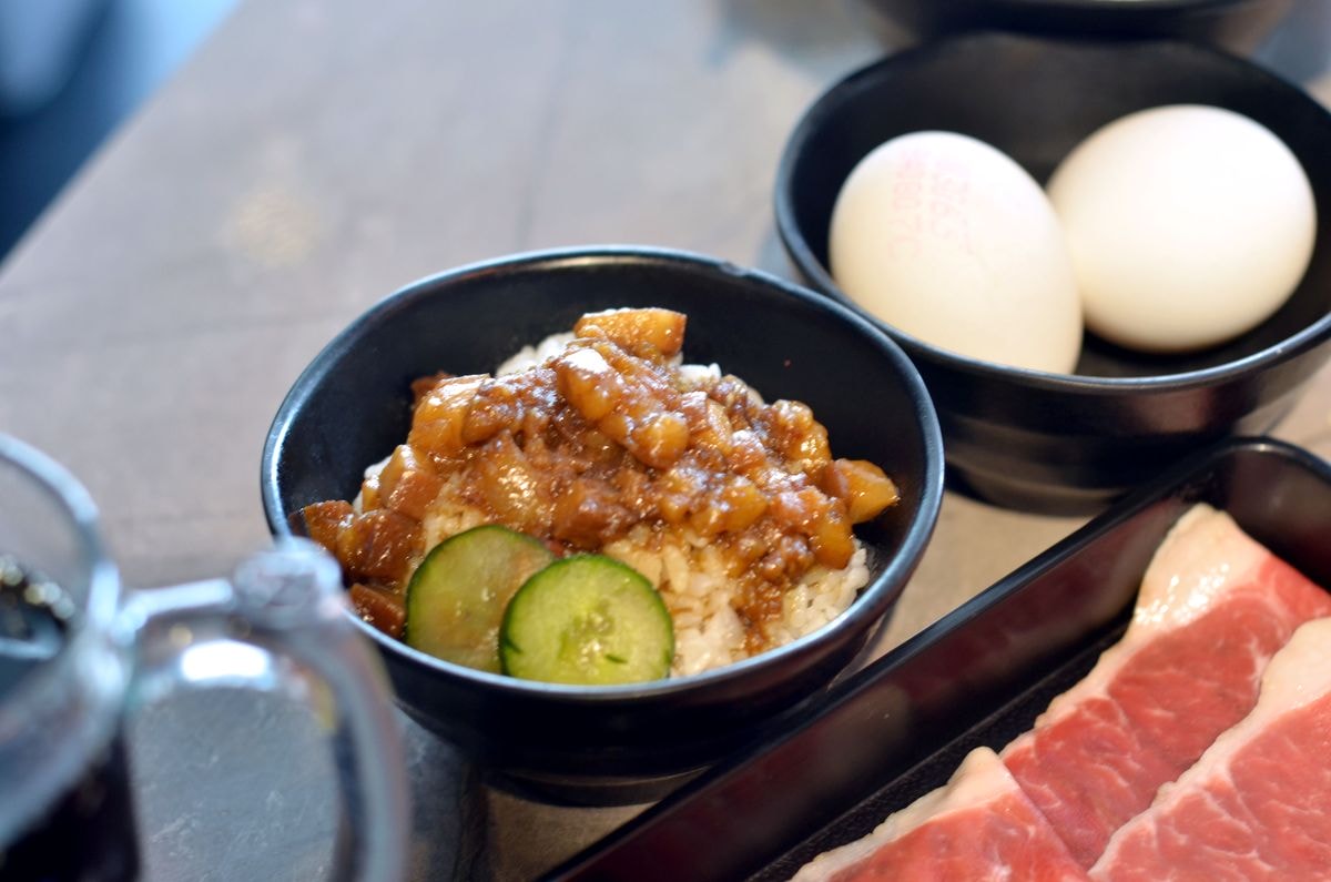 台北市中山區。滿大人頂級麻辣鴛鴦鍋 || 海陸雙饗吃到飽,還有生啤暢飲超過癮,就連蔬菜區也是品項豐富爽爽吃 - 第34張圖