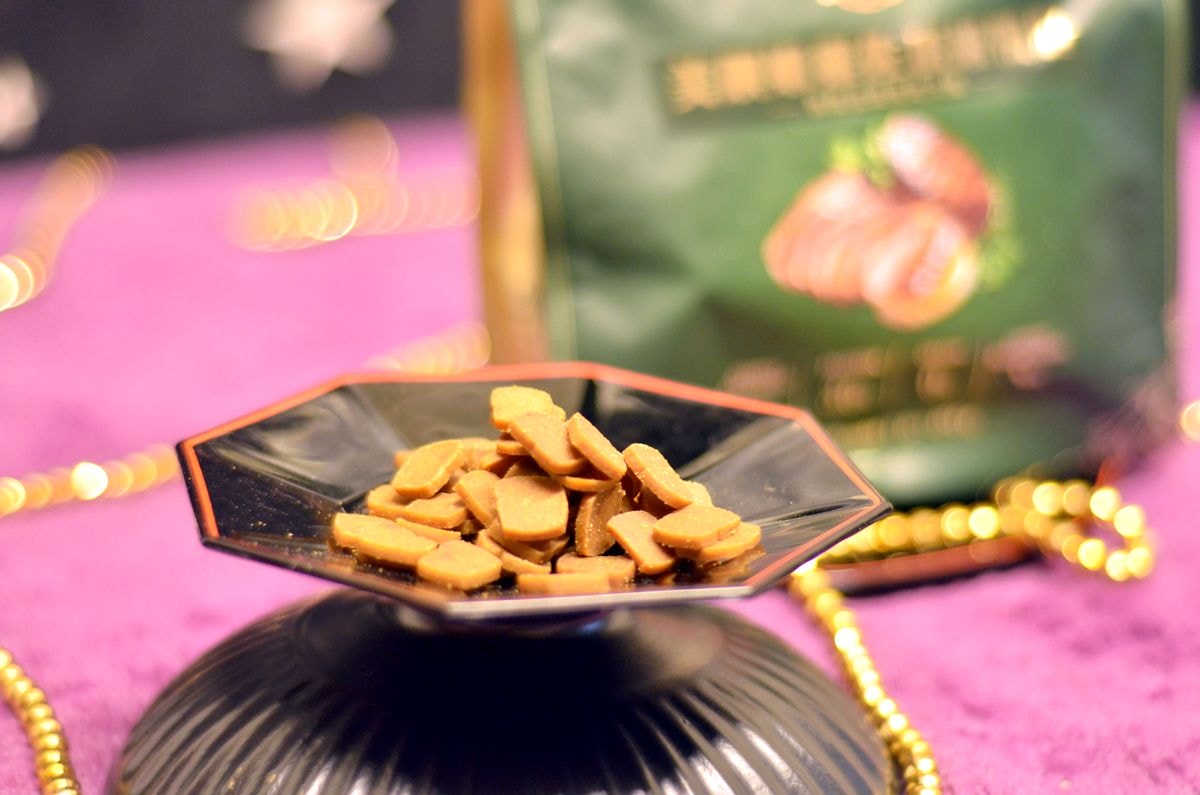 寵物開箱。Herz赫緻美饌 || 專為挑嘴犬設計的低溫風乾糧。三種口味樣樣美味,原肉塊狗乾糧開箱-嫩雞佐頂級鴨肝/嫩羊佐頂級鴨肝/嫩牛佐頂級鴨肝 - 第6張圖
