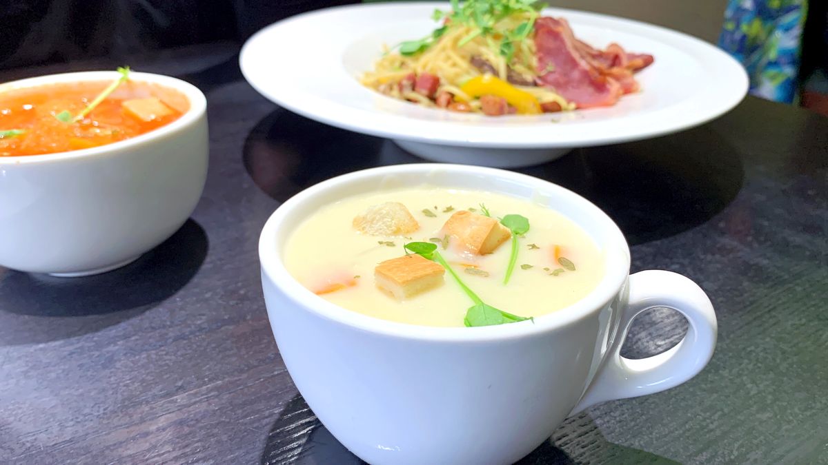 台北市內湖區。EASE CAFE 東湖概念店-結合美食、綠意與高爾夫的悠閒秘境,用餐還可免費體驗高爾夫球打擊樂趣 - 第17張圖