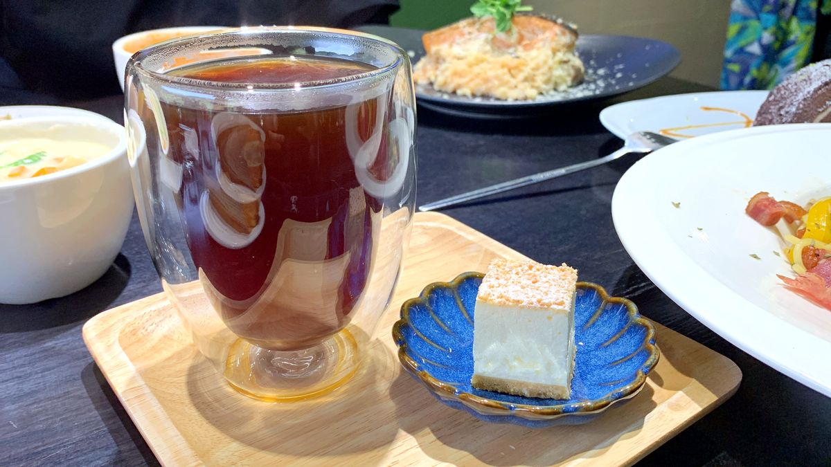 台北市內湖區。EASE CAFE 東湖概念店-結合美食、綠意與高爾夫的悠閒秘境,用餐還可免費體驗高爾夫球打擊樂趣 - 第16張圖