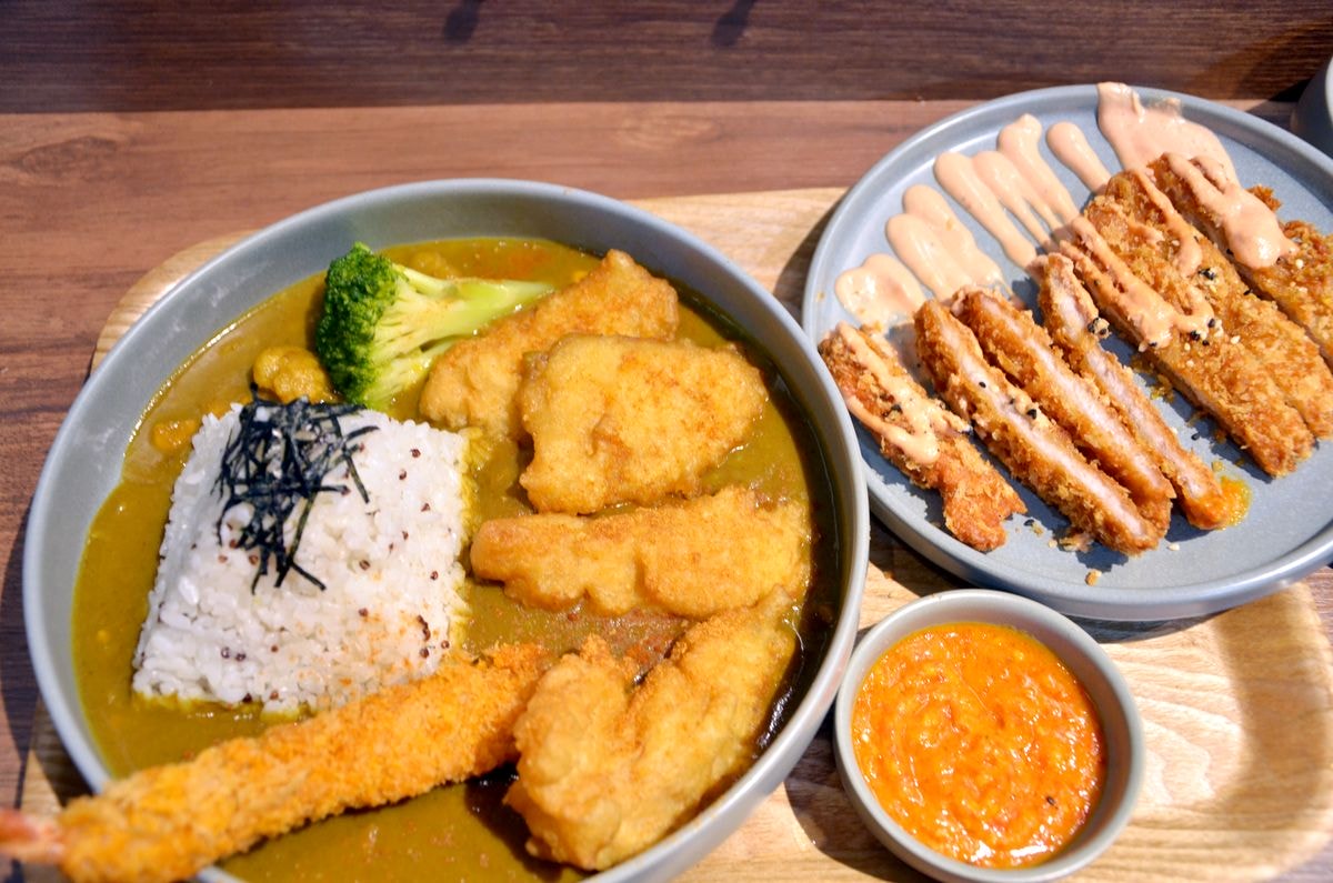 【忠孝新生宵夜推薦】倔醬 Grit Diner|深夜咖哩飯×炸物雞排×桂花冷露,食尚玩家也推薦的美味! - 第3張圖