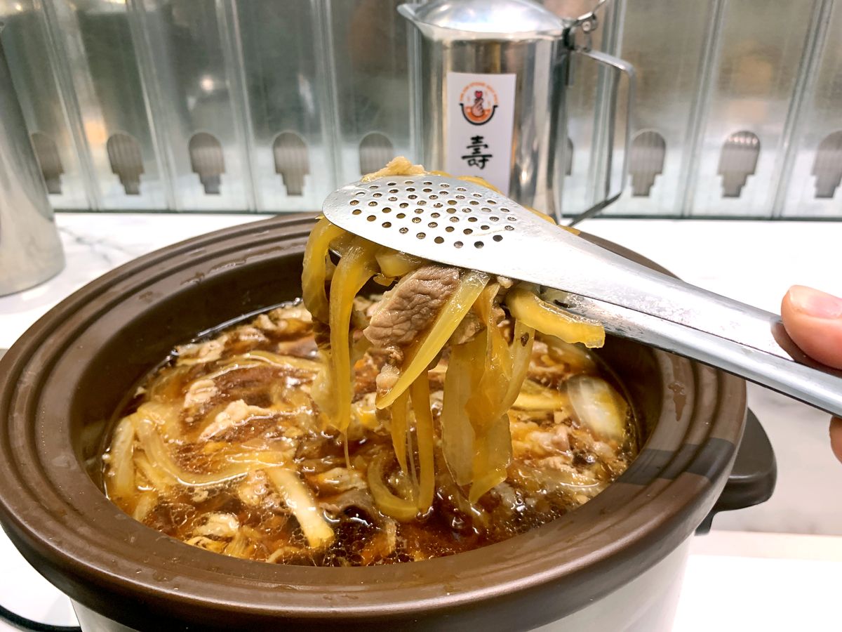 新莊平價火鍋推薦|韓哥哥石頭火鍋,平日午餐9起,超過50種食材吃到飽。新北石頭火鍋推薦 - 第29張圖