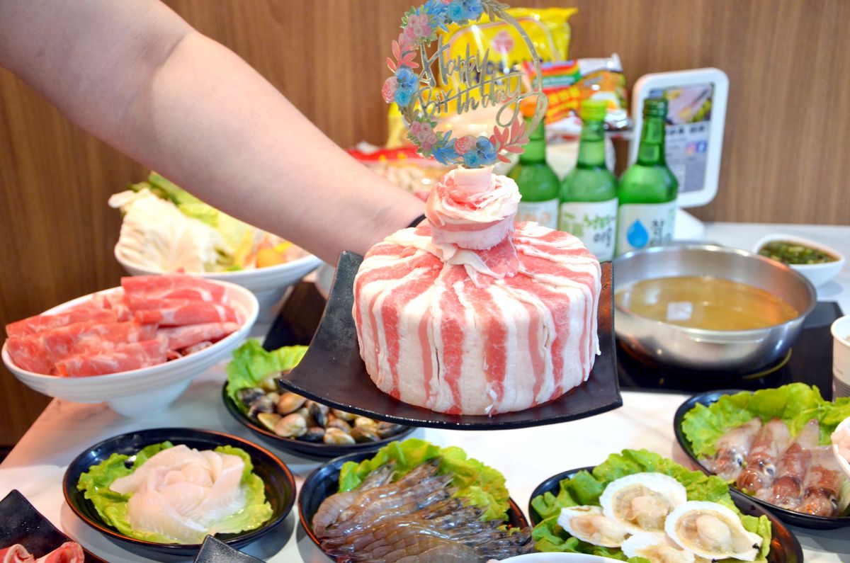 新莊平價火鍋推薦|韓哥哥石頭火鍋,平日午餐9起,超過50種食材吃到飽。新北石頭火鍋推薦 - 第24張圖
