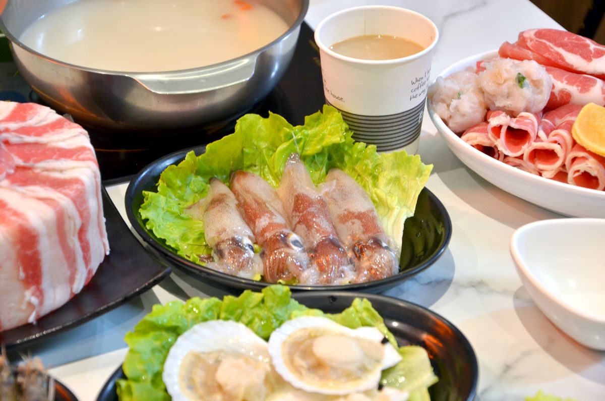 新莊平價火鍋推薦|韓哥哥石頭火鍋,平日午餐9起,超過50種食材吃到飽。新北石頭火鍋推薦 - 第44張圖