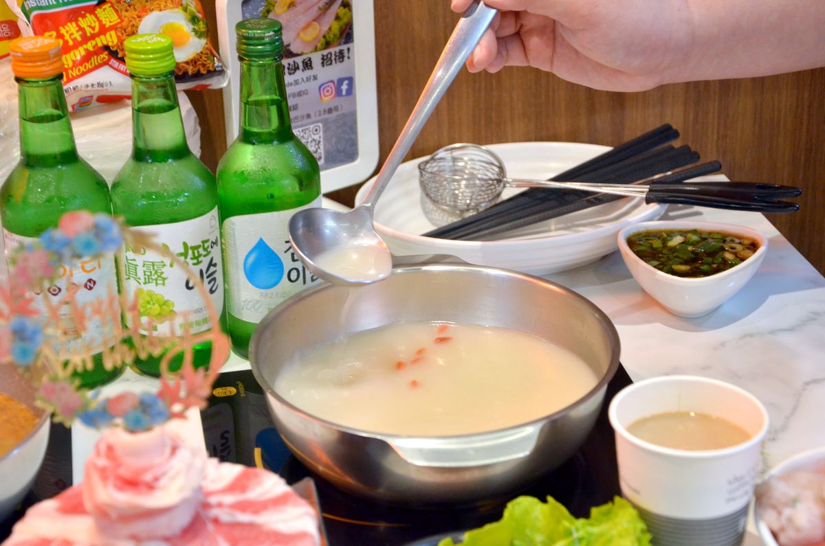 新莊平價火鍋推薦|韓哥哥石頭火鍋,平日午餐9起,超過50種食材吃到飽。新北石頭火鍋推薦 - 第10張圖