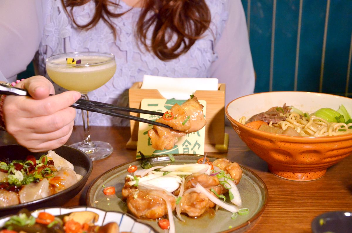 板橋美食推薦|瓢記PIAO JI台式餐酒館:野格牛肉麵+創意調酒,台味與酒香 深夜小酌聚餐新熱點 - 第15張圖