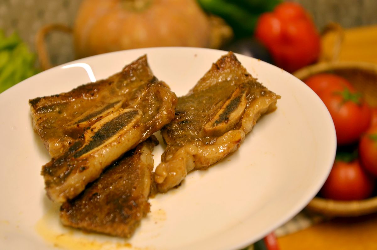 【中秋好評烤肉組分享】零備料、免醃製!小宅市集x成功牛排聯名「7件烤肉組」開箱實測 - 第8張圖