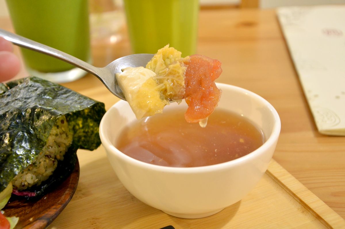 新店大坪林蔬食推薦|原粹蔬食作,飯糰漢堡甜點一次滿足的全素餐廳 - 第11張圖