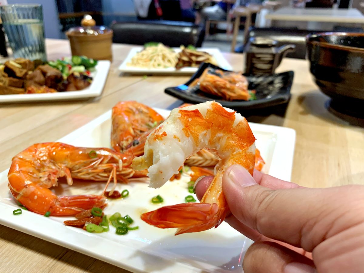 中山區餐酒館推薦 MJ餐酒館(MJ私廚) 餐酒館也能吃到美味牛肉麵?! 秘傳老兵牛肉麵、慢燉老母雞湯麵與滷味質感聚餐新選擇 - 第27張圖