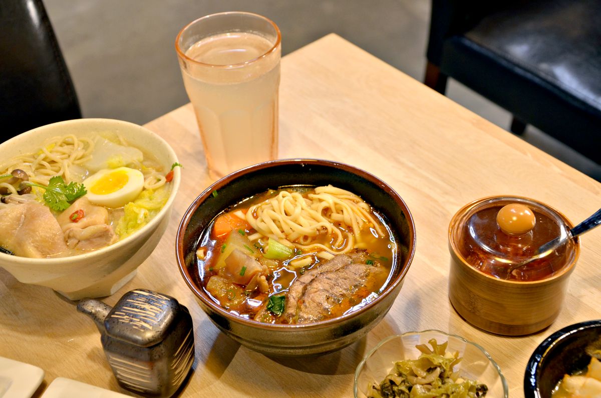 中山區餐酒館推薦 MJ餐酒館(MJ私廚) 餐酒館也能吃到美味牛肉麵?! 秘傳老兵牛肉麵、慢燉老母雞湯麵與滷味質感聚餐新選擇 - 第12張圖