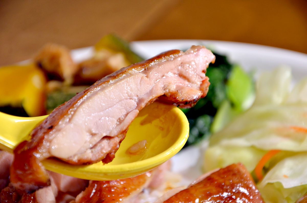 【外送便當推薦】上班族一致好評!烤食煮盒開箱 招牌烤雞腿飯盒多汁美味 開會便當、團體訂餐超適合 - 第7張圖