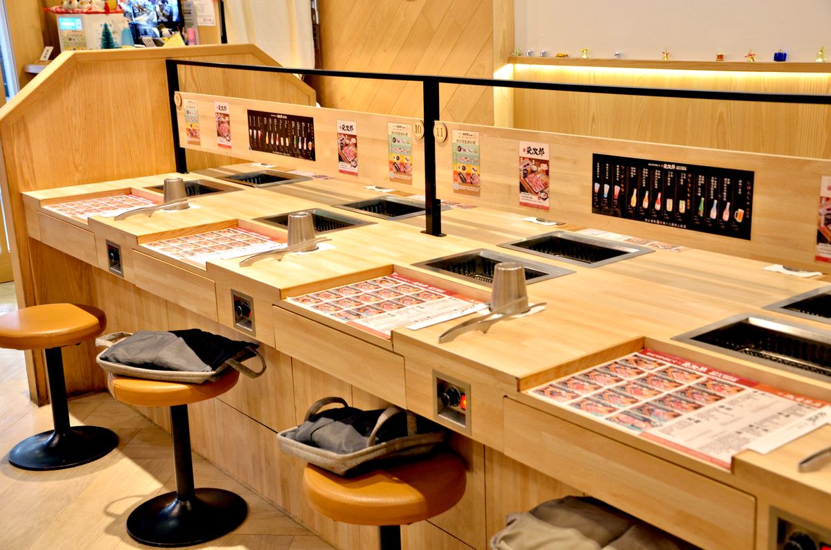 新北板橋燒肉推薦 栄次郎個人燒烤，一個人想吃燒肉就來這裡 i人友善