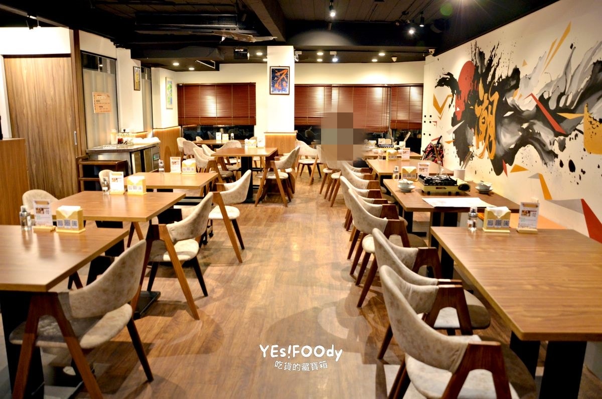 松山區美食 潮牛殿溫體牛創意鍋物 雲月見牛飯超銷魂 厚白牛骨湯頭溫潤 手沖溫體牛嫩度滿分 - 第2張圖 松山區美食 潮牛殿溫體牛創意鍋物 雲月見牛飯超銷魂 厚白牛骨湯頭溫潤 手沖溫體牛嫩度滿分