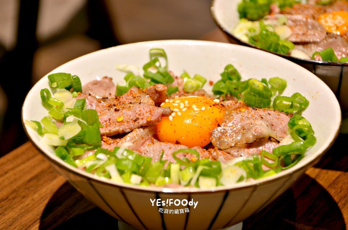 松山區美食 潮牛殿溫體牛創意鍋物 雲月見牛飯超銷魂 厚白牛骨湯頭溫潤 手沖溫體牛嫩度滿分 - 第21張圖 松山區美食 潮牛殿溫體牛創意鍋物 雲月見牛飯超銷魂 厚白牛骨湯頭溫潤 手沖溫體牛嫩度滿分