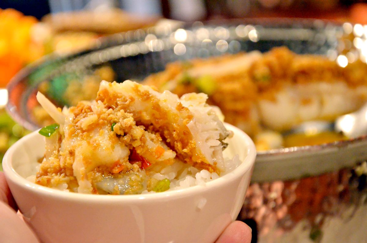 台北松山區中式餐廳 東青 經典雞湯傳承 獨家麵疙瘩與椒麻肋排推薦