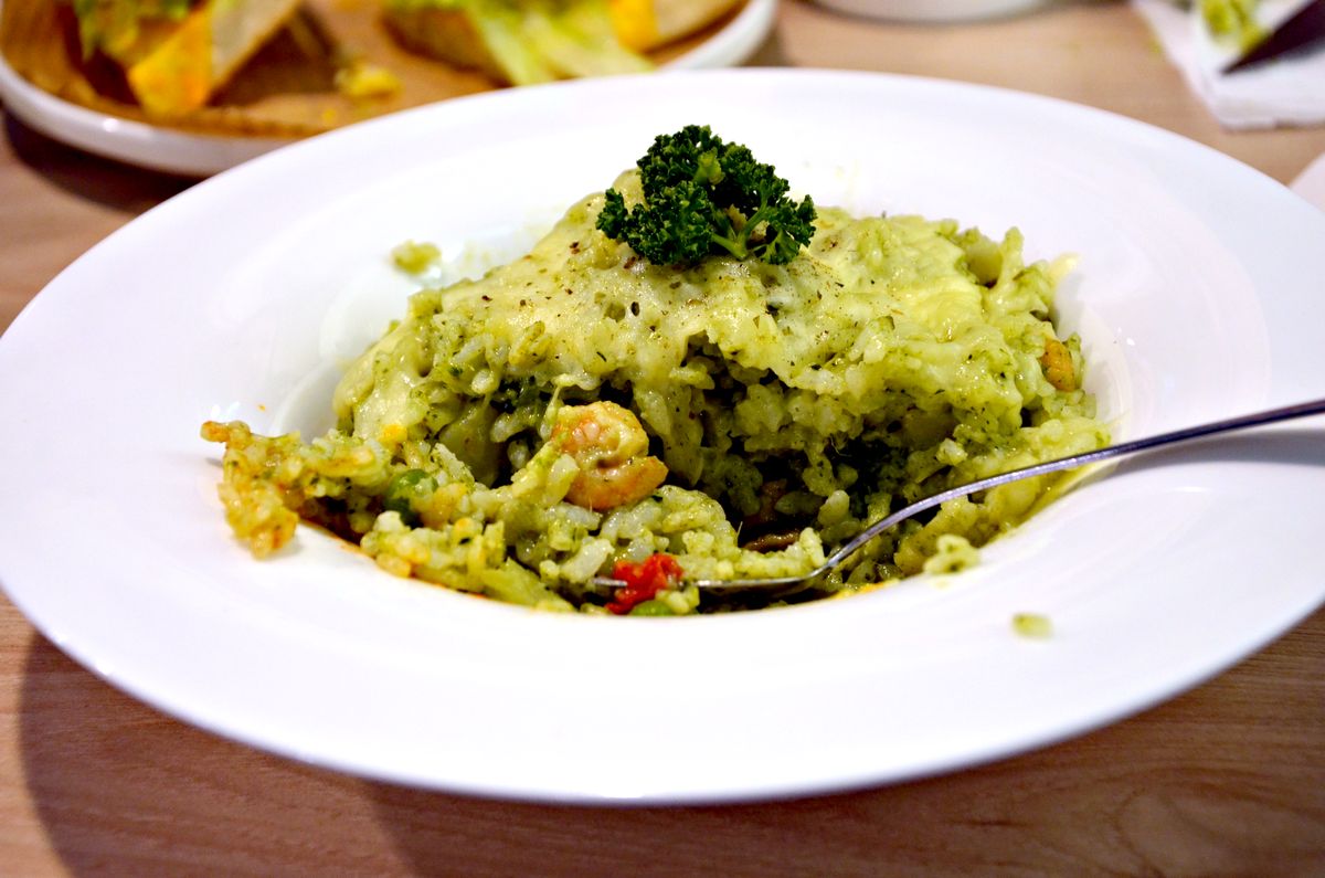 三重筆電友善咖啡廳 Cozy coffee可集咖啡 必吃早餐限定金沙豬肉排巧巴達 有WiFi插座與舒適沙發位