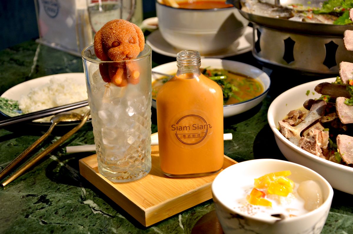 Siam Siam 泰式料理土城店開箱 份量大的火山排骨,讓人想多吃碗飯的道地泰味 挑高包廂適合聚餐 - 第22張圖 Siam Siam 泰式料理土城店開箱 份量大的火山排骨,讓人想多吃碗飯的道地泰味 挑高包廂適合聚餐