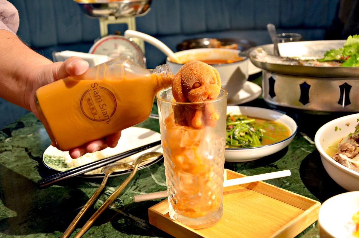 Siam Siam 泰式料理土城店開箱 份量大的火山排骨,讓人想多吃碗飯的道地泰味 挑高包廂適合聚餐 - 第20張圖 Siam Siam 泰式料理土城店開箱 份量大的火山排骨,讓人想多吃碗飯的道地泰味 挑高包廂適合聚餐