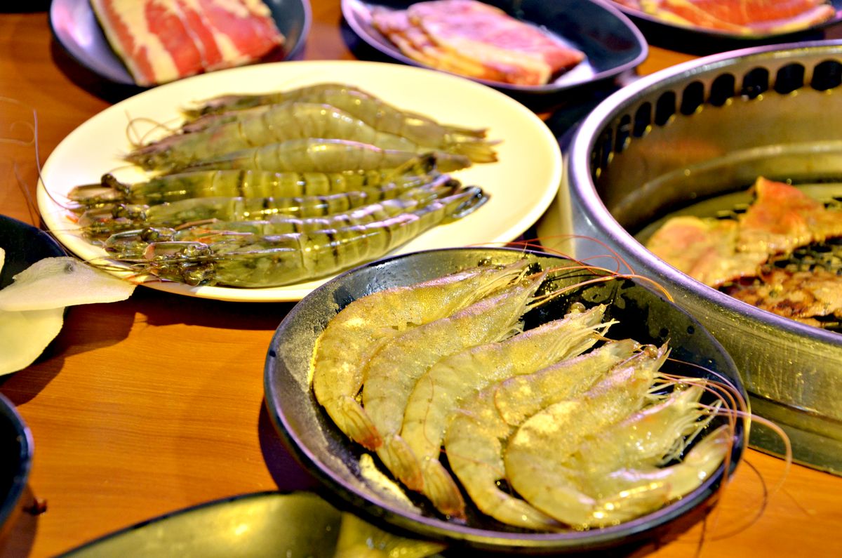 我!就厲害燒肉西門珍饌店 台北火烤兩吃百樣食材、哈根達斯、啤酒無限享用！冬日限定火鍋登場，銅板價加碼夢幻食材吃到飽！