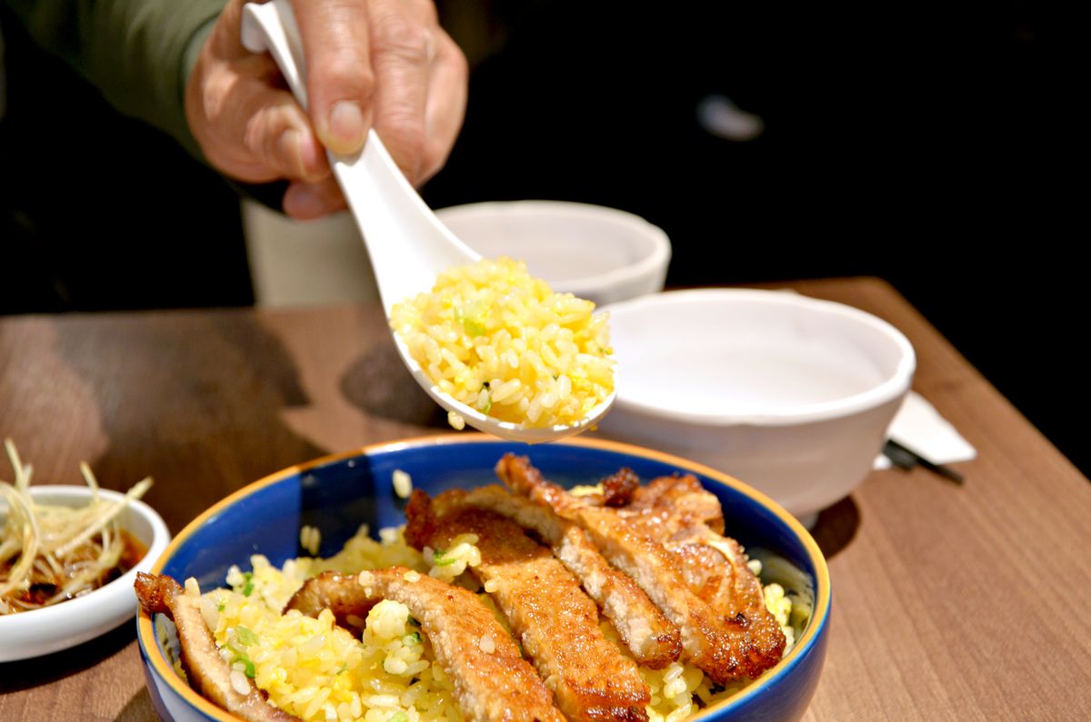 麻膳堂新店裕隆城店 15年質感台味 推薦必點麻辣牛肉麵與滷到噴汁的腸旺臭豆腐 新店裕隆城美食 - 第13張圖 麻膳堂新店裕隆城店 15年質感台味 推薦必點麻辣牛肉麵與滷到噴汁的腸旺臭豆腐 新店裕隆城美食
