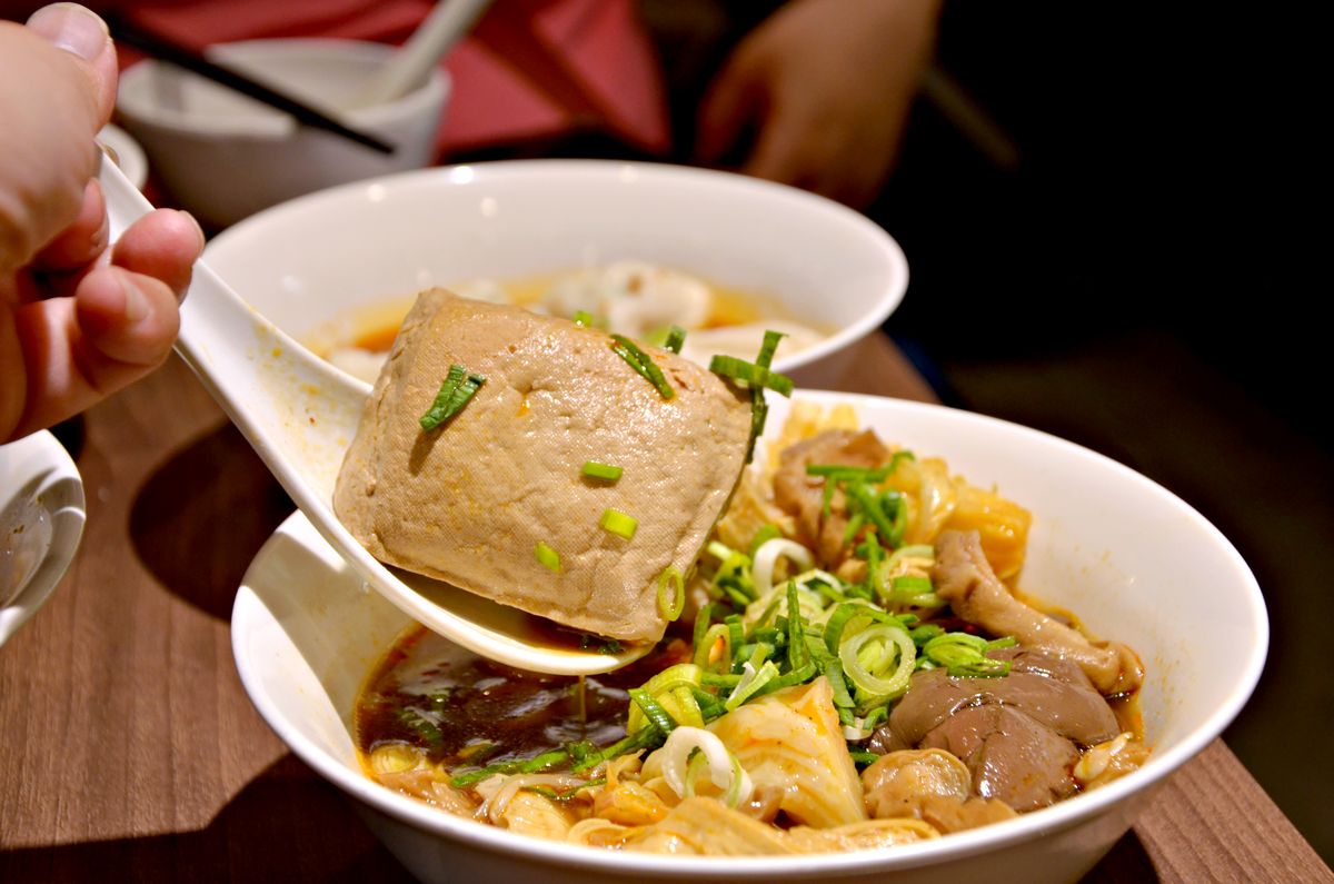 麻膳堂新店裕隆城店 15年質感台味 推薦必點麻辣牛肉麵與滷到噴汁的腸旺臭豆腐 新店裕隆城美食 - 第19張圖 麻膳堂新店裕隆城店 15年質感台味 推薦必點麻辣牛肉麵與滷到噴汁的腸旺臭豆腐 新店裕隆城美食