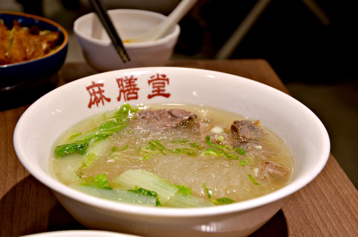 麻膳堂新店裕隆城店 15年質感台味 推薦必點麻辣牛肉麵與滷到噴汁的腸旺臭豆腐 新店裕隆城美食 - 第24張圖 麻膳堂新店裕隆城店 15年質感台味 推薦必點麻辣牛肉麵與滷到噴汁的腸旺臭豆腐 新店裕隆城美食