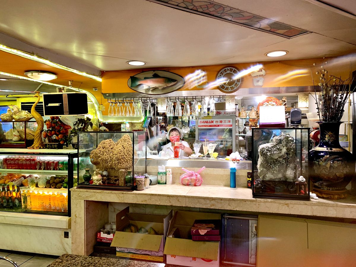 台北排骨飯推薦 東一排骨的懷舊食光 西門町跨越半世紀的老派浪漫