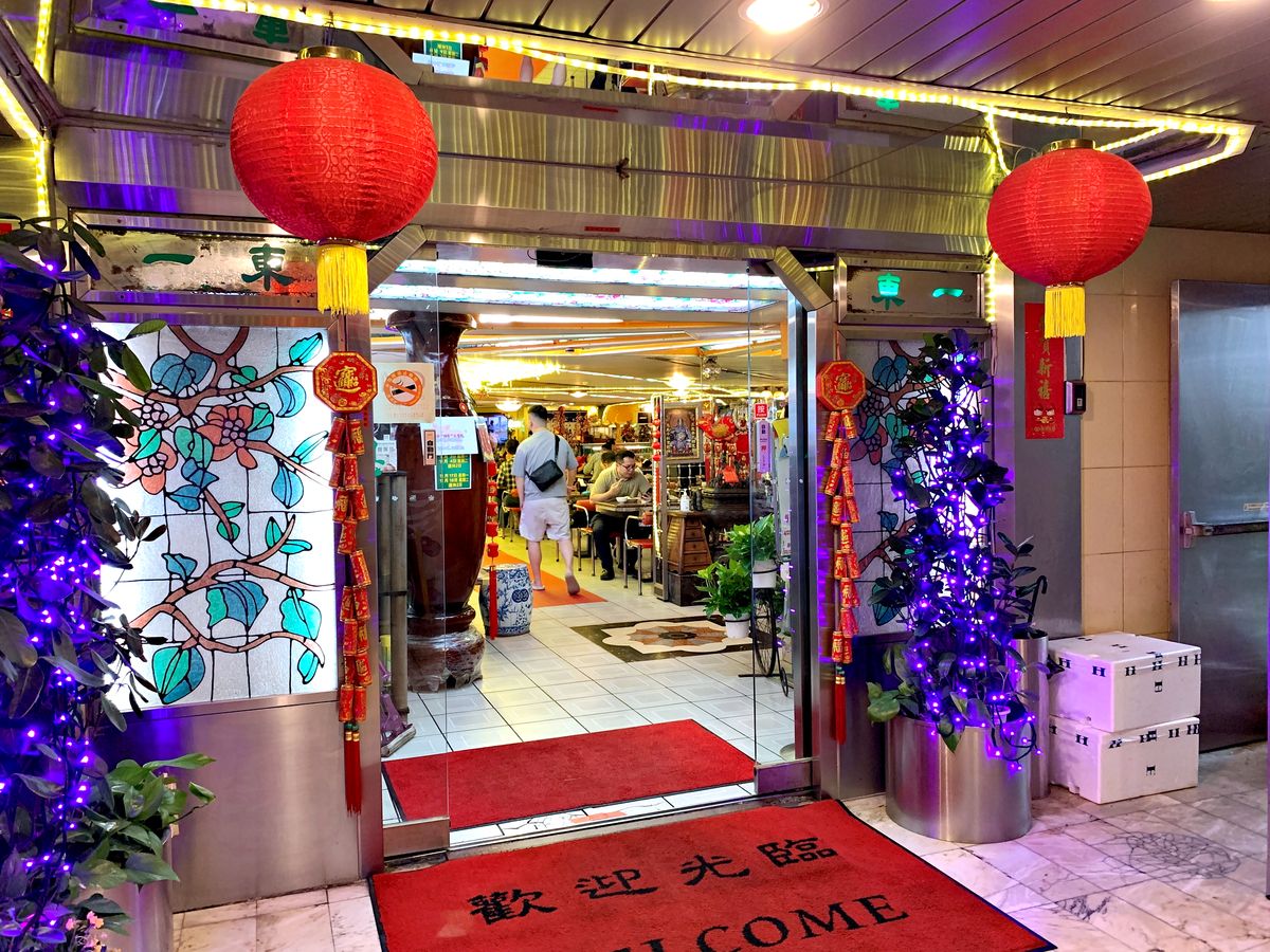 台北排骨飯推薦 東一排骨的懷舊食光 西門町跨越半世紀的老派浪漫