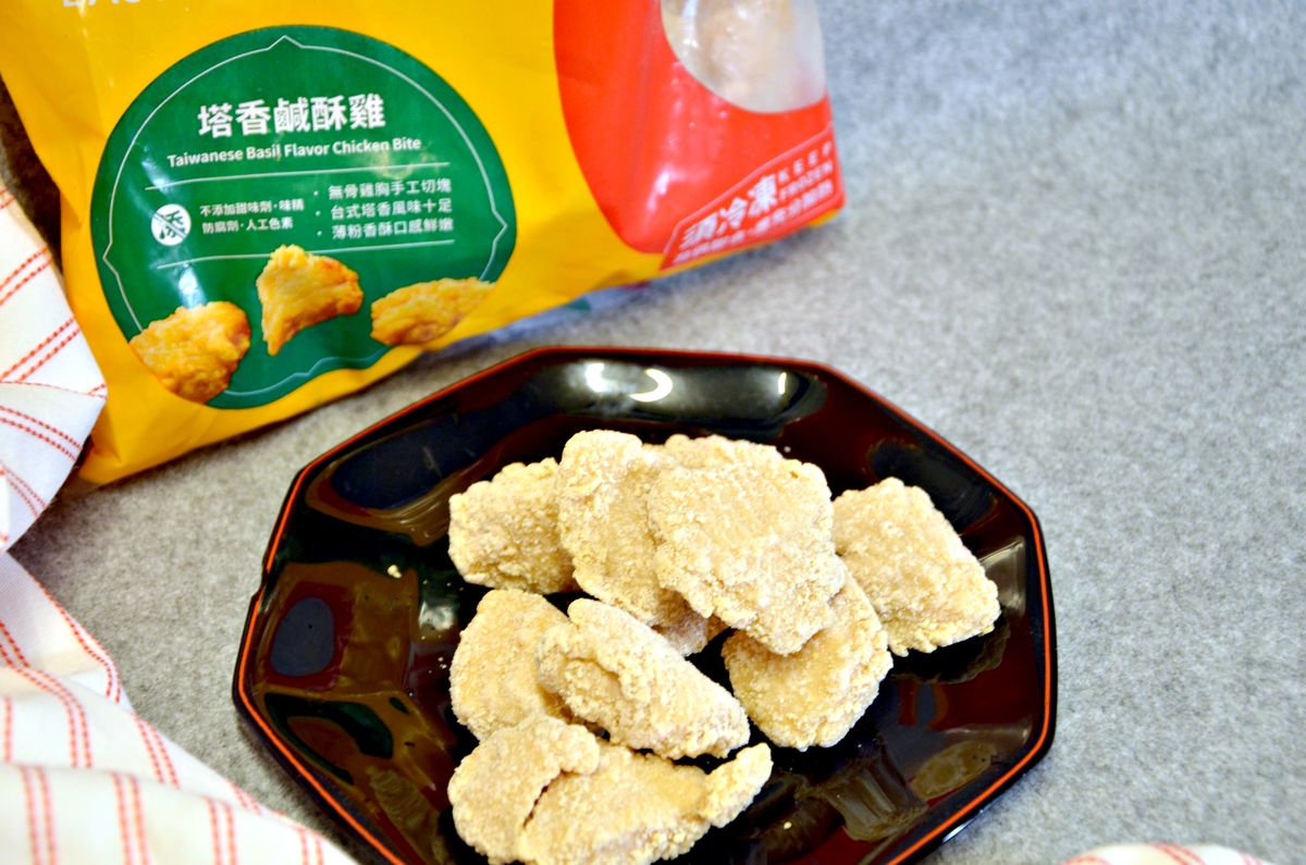 紅龍炸物開箱。我的炸物食刻就是擋不住的美味誘惑,從經典雞塊到塔香鹹酥雞的歡樂夜晚 - 第6張圖 紅龍炸物開箱。我的炸物食刻就是擋不住的美味誘惑,從經典雞塊到塔香鹹酥雞的歡樂夜晚