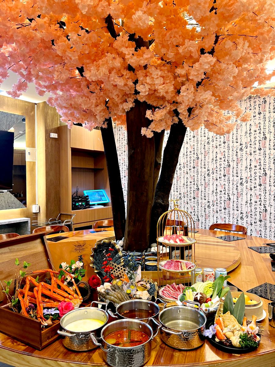 鶯歌美食推薦 吾王開鍋鶯歌旗艦店 日本 A5 和牛生蠔肉與松葉蟹腳的吃到飽盛宴 - 第4張圖 鶯歌美食推薦 吾王開鍋鶯歌旗艦店 日本 A5 和牛生蠔肉與松葉蟹腳的吃到飽盛宴