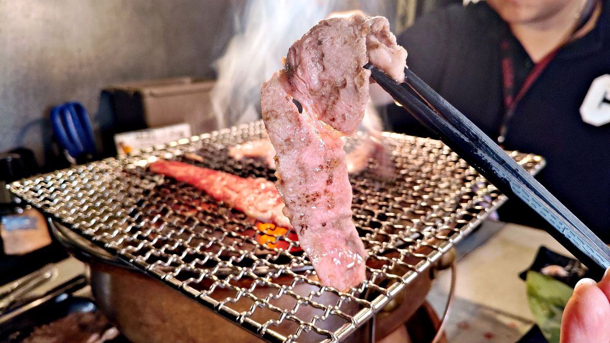 台北東區燒肉吃到飽 火之舞蓁品燒 A5 和牛爽爽吃 - 第14張圖 台北東區燒肉吃到飽 火之舞蓁品燒 A5 和牛爽爽吃