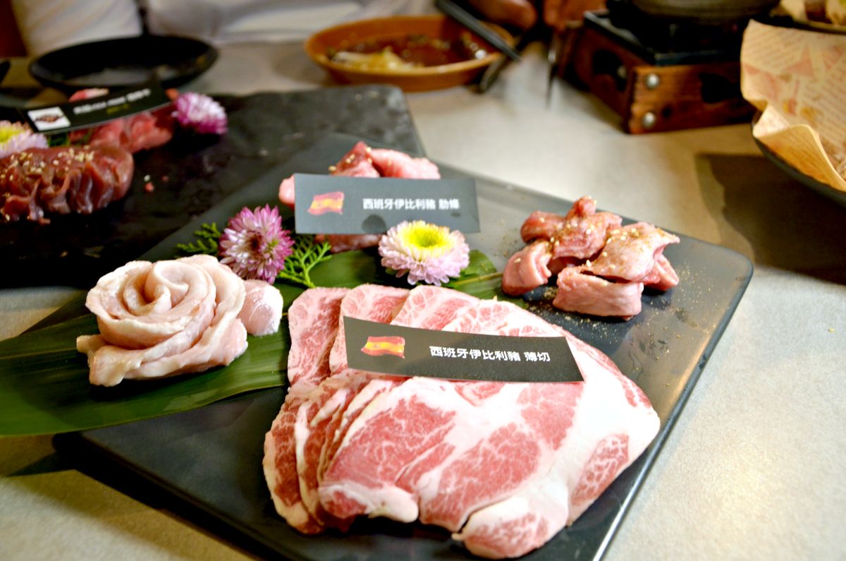 台北東區燒肉吃到飽 火之舞蓁品燒 A5 和牛爽爽吃 - 第16張圖 台北東區燒肉吃到飽 火之舞蓁品燒 A5 和牛爽爽吃