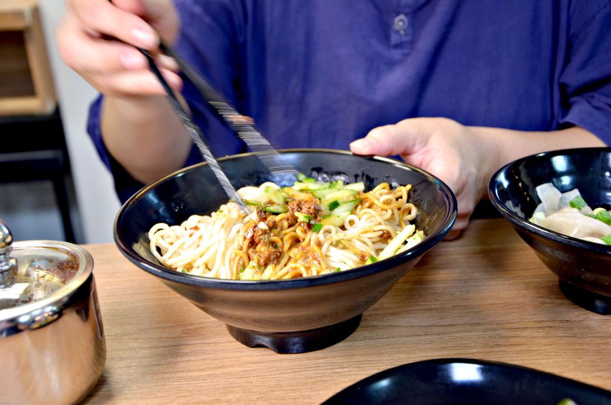 台北東區忠孝敦化美食 大龍袍食坊 隱藏版川味麵食與麻香冷滷超涮嘴 - 第11張圖 台北東區忠孝敦化美食 大龍袍食坊 隱藏版川味麵食與麻香冷滷超涮嘴