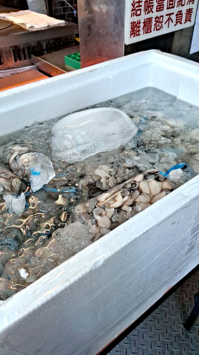 新店美食推薦 三重橋頭蚵仔麵線 光明街清晨五點的在地早餐選擇 - 第9張圖 新店美食推薦 三重橋頭蚵仔麵線 光明街清晨五點的在地早餐選擇