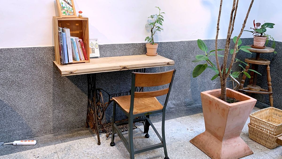 延吉街隱藏版老屋咖啡 綠咖生活概念店 大片落地窗景與復古單人小桌的城市秘境 - 第5張圖 延吉街隱藏版老屋咖啡 綠咖生活概念店 大片落地窗景與復古單人小桌的城市秘境