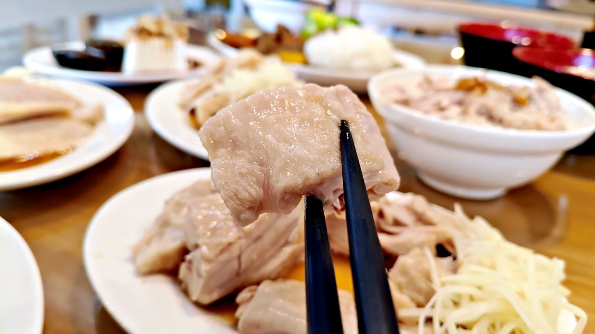 中和 獅埜火雞肉飯 嘉義老店古大灶直營 提供免費冷飲 捷運中原站4分鐘的午餐新選擇 - 第18張圖 中和 獅埜火雞肉飯 嘉義老店古大灶直營 提供免費冷飲 捷運中原站4分鐘的午餐新選擇