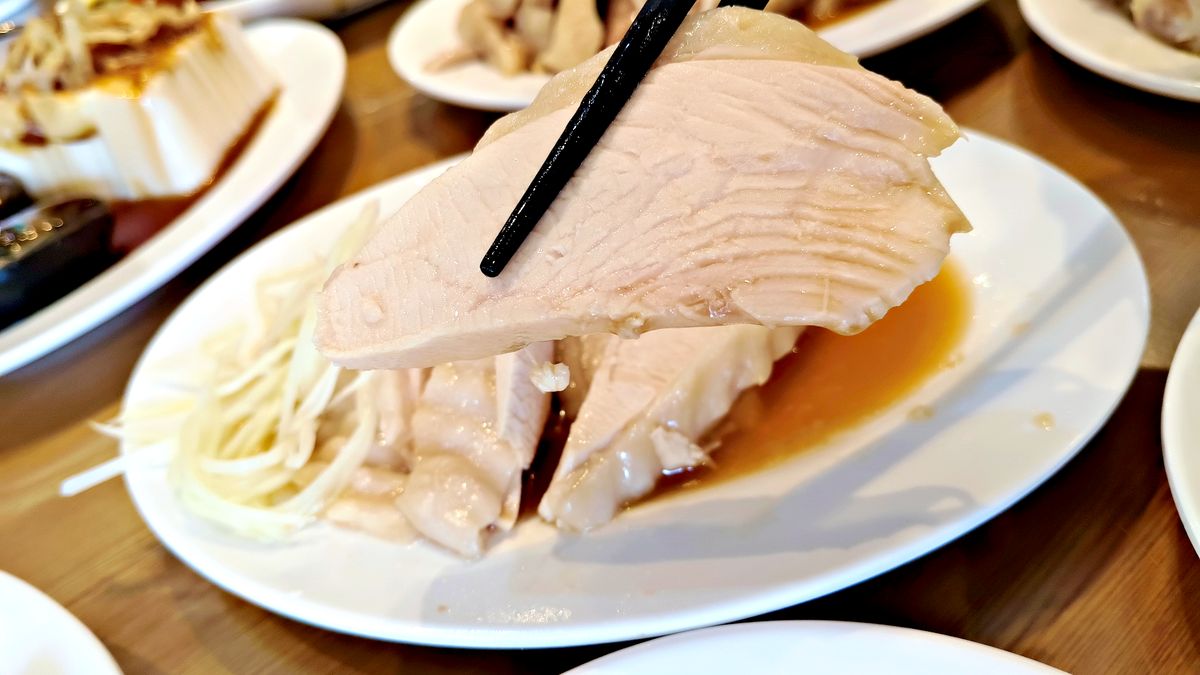中和 獅埜火雞肉飯 嘉義老店古大灶直營 提供免費冷飲 捷運中原站4分鐘的午餐新選擇 - 第23張圖 中和 獅埜火雞肉飯 嘉義老店古大灶直營 提供免費冷飲 捷運中原站4分鐘的午餐新選擇