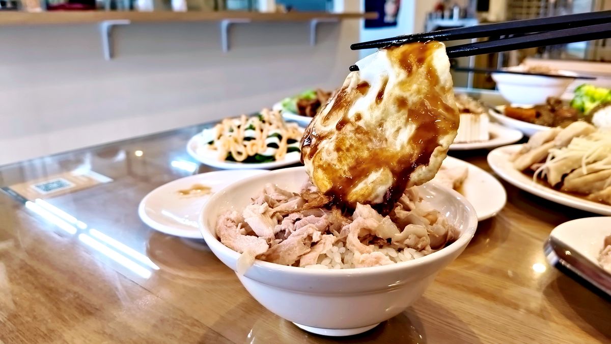 中和 獅埜火雞肉飯 嘉義老店古大灶直營 提供免費冷飲 捷運中原站4分鐘的午餐新選擇 - 第10張圖 中和 獅埜火雞肉飯 嘉義老店古大灶直營 提供免費冷飲 捷運中原站4分鐘的午餐新選擇