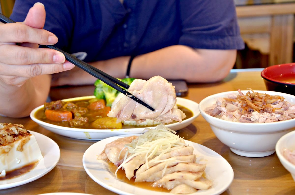 中和 獅埜火雞肉飯 嘉義老店古大灶直營 提供免費冷飲 捷運中原站4分鐘的午餐新選擇 - 第22張圖 中和 獅埜火雞肉飯 嘉義老店古大灶直營 提供免費冷飲 捷運中原站4分鐘的午餐新選擇