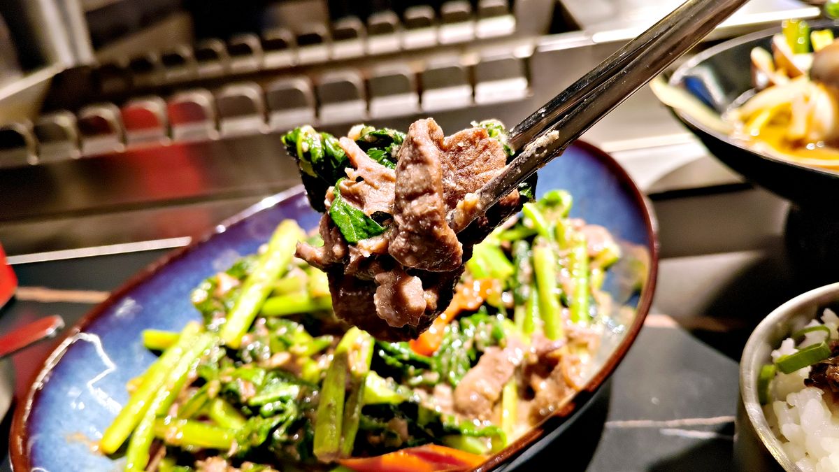 大安區美食推薦 羊騷殿忠孝店 自動燒烤串 沙茶炒羊肉 溫潤慢滷羊 紹興爆潮蛤 串燒熱炒聚餐暢飲超歡樂 - 第16張圖 大安區美食推薦 羊騷殿忠孝店 自動燒烤串 沙茶炒羊肉 溫潤慢滷羊 紹興爆潮蛤 串燒熱炒聚餐暢飲超歡樂