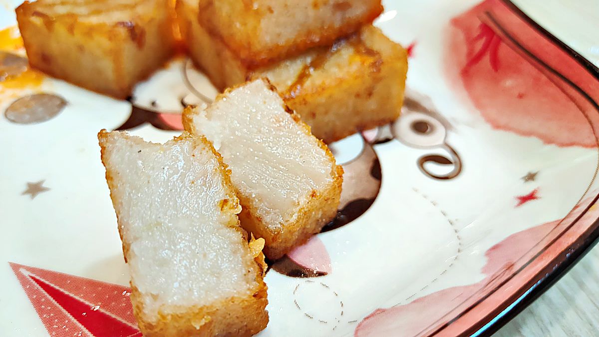 新北新莊區。6:35 Brunch || 早餐爽吃日式厚切炸豬排炒泡麵!!特製辣醬超正點 - 第8張圖