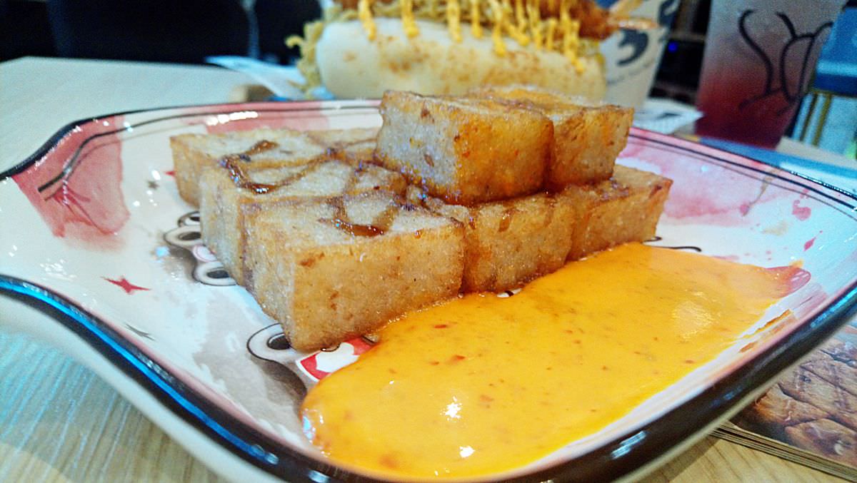 新北新莊區。6:35 Brunch || 早餐爽吃日式厚切炸豬排炒泡麵!!特製辣醬超正點 - 第9張圖