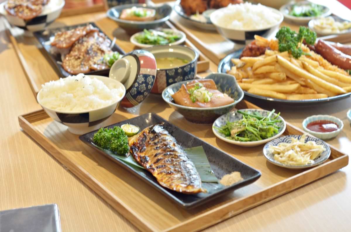 台北松山區。春日.食堂 || 民生社區日式料理,爽吃超大塊唐揚雞定食好滿足 - 第18張圖