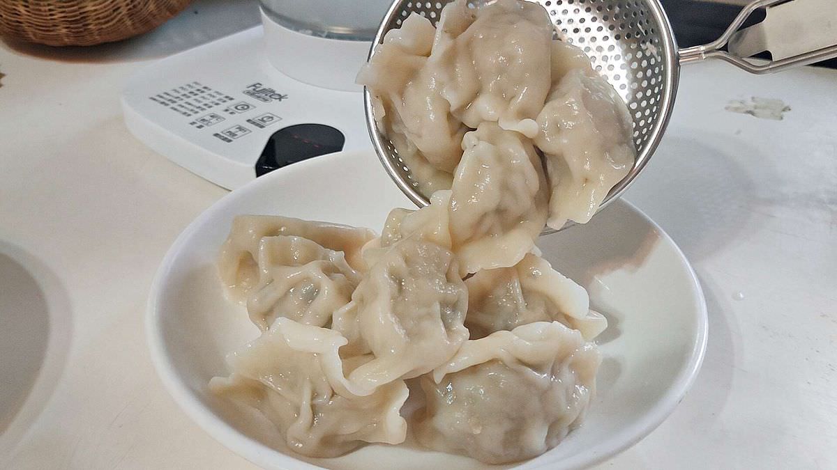吃貨開箱。富士電通溫控萬用隨行小白壺 || 內建14種智能溫控模式的高顏值快煮壺,料理小白也能輕鬆搞定料理及飲品 - 第10張圖