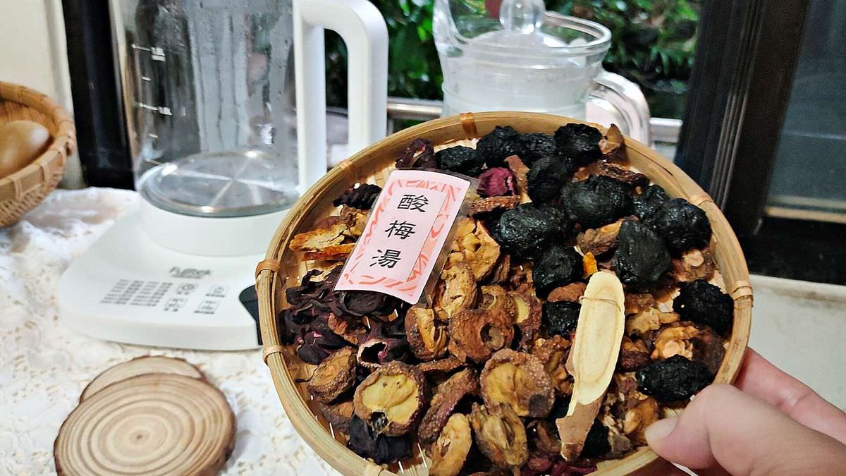 吃貨開箱。富士電通溫控萬用隨行小白壺 || 內建14種智能溫控模式的高顏值快煮壺,料理小白也能輕鬆搞定料理及飲品 - 第18張圖