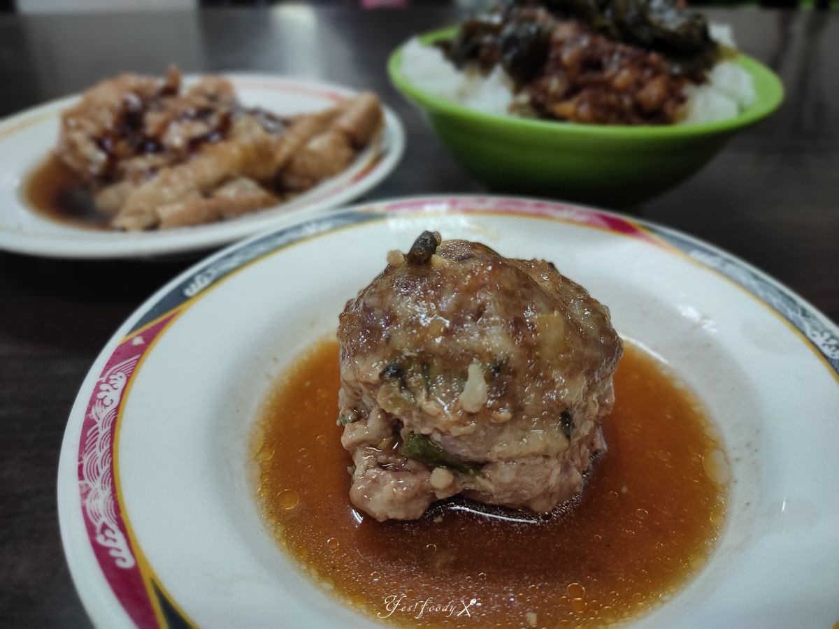 台北大同區。鹿港魯肉飯(鹿港滷肉飯) || 酸菜滷肉飯鹹香美味,迪化街大稻埕在地50年老店 - 第7張圖
